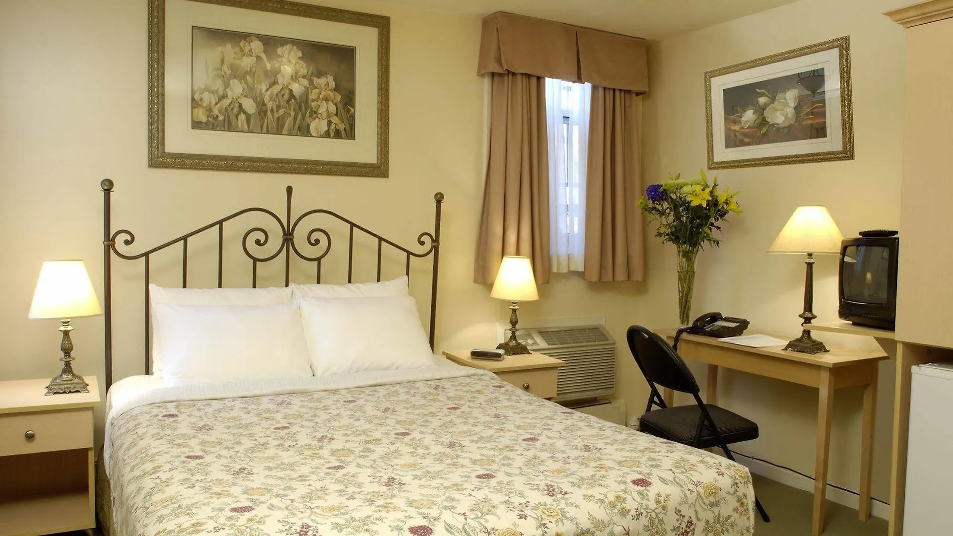 **** Hotel Victoria'S Mansion Guest House Toronto Canada